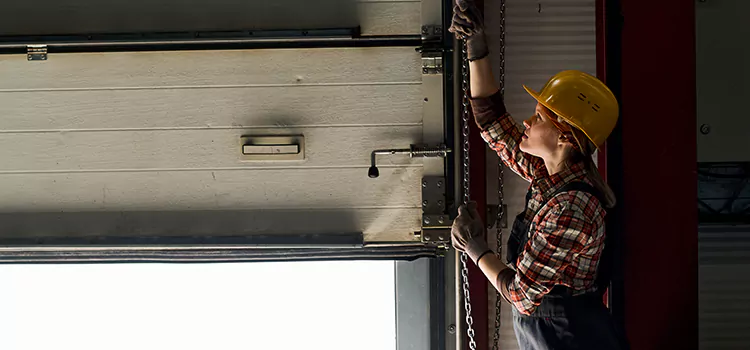 Addressing Common Garage Door Stoppage Issues in Sunnyvale, CA